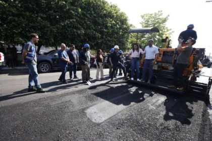 Governador Wilson Lima vistoria obras de recuperação viária em Manacapuru