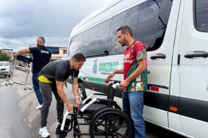 Inclusão sobre Rodas: Governo do Estado segue com entregas domiciliares de cadeiras de rodas para pessoas com deficiência