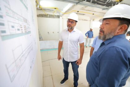 Governador Wilson Lima vistoria obras da Policlínica e do Hospital-Dia do Complexo Hospitalar Sul, que ultrapassam 80% de execução