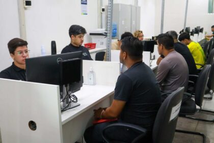 Sine Amazonas divulga 131 vagas de emprego para esta segunda-feira