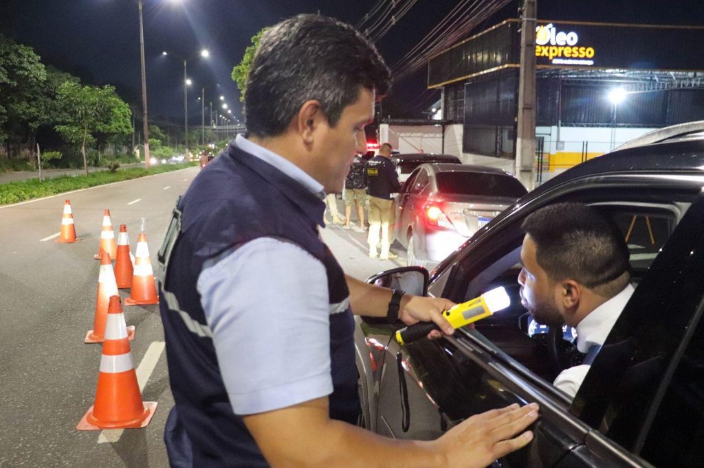 Operação Final do Ano Seguro 2025: Detran-AM registra mais de 400 infrações durante o réveillon