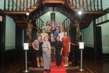 Exposição valoriza memórias e saberes de idosas no Palácio Rio Negro