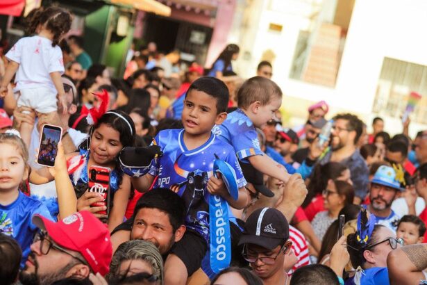 Família, cultura e boi-bumbá marcam estreia do Toada Kids no Largo de São Sebastião