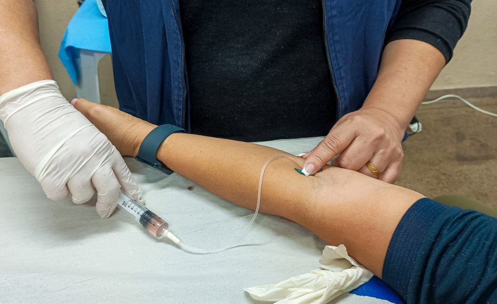 Carnaval na Floresta 2026: Posto da SES-AM, no Sambódromo, registra seis atendimentos no primeiro dia de desfile das Escolas de Samba