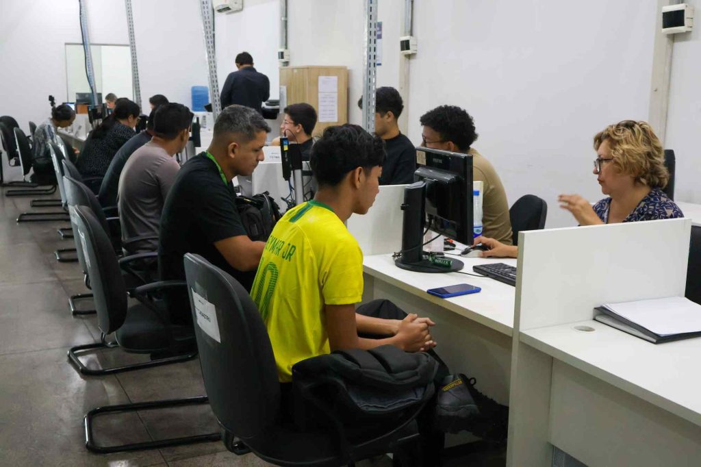 Sine Amazonas divulga 234 vagas de emprego para esta quarta-feira