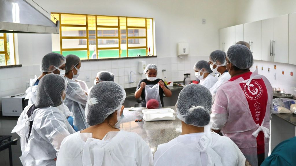 Seas inicia atividades de 2026 do Projeto Padaria Artesanal com meta de atender e certificar 2 mil pessoas