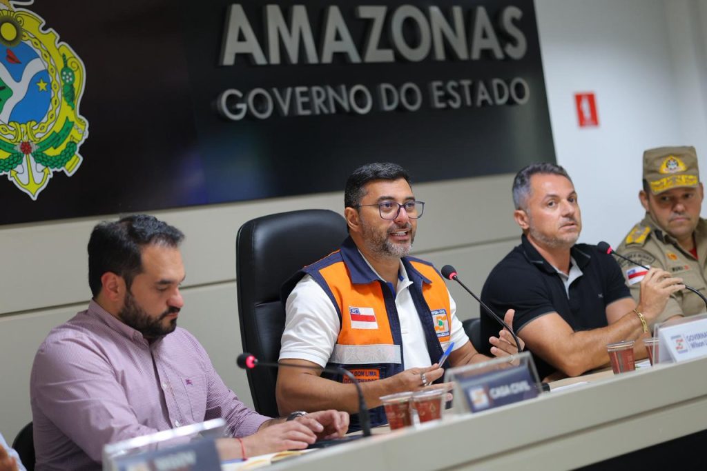 Wilson Lima alinha ações estratégicas para enfretamento à cheia de 2026, durante reunião do Comitê Permanente de Enfrentamento a Eventos Climáticos e Ambientais