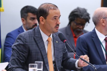 Projeto reconhece líderes comunitários e cria cadastro nacional