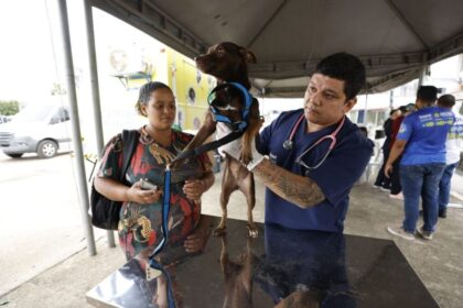 Governador Wilson Lima leva mais ações de saúde e cidadania a Rio Preto da Eva durante aniversário de 44 anos do município