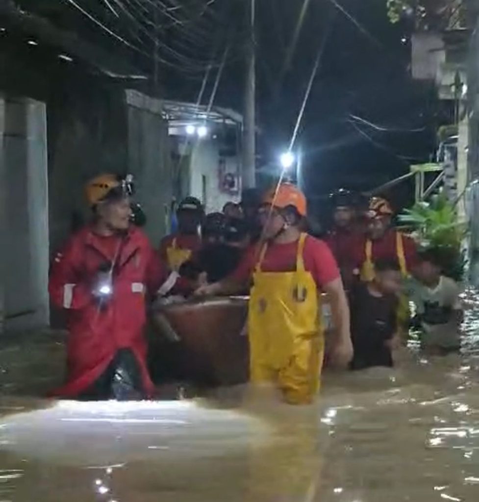 Corpo de Bombeiros socorreu 32 famílias durante o temporal de quarta-feira, em Manaus