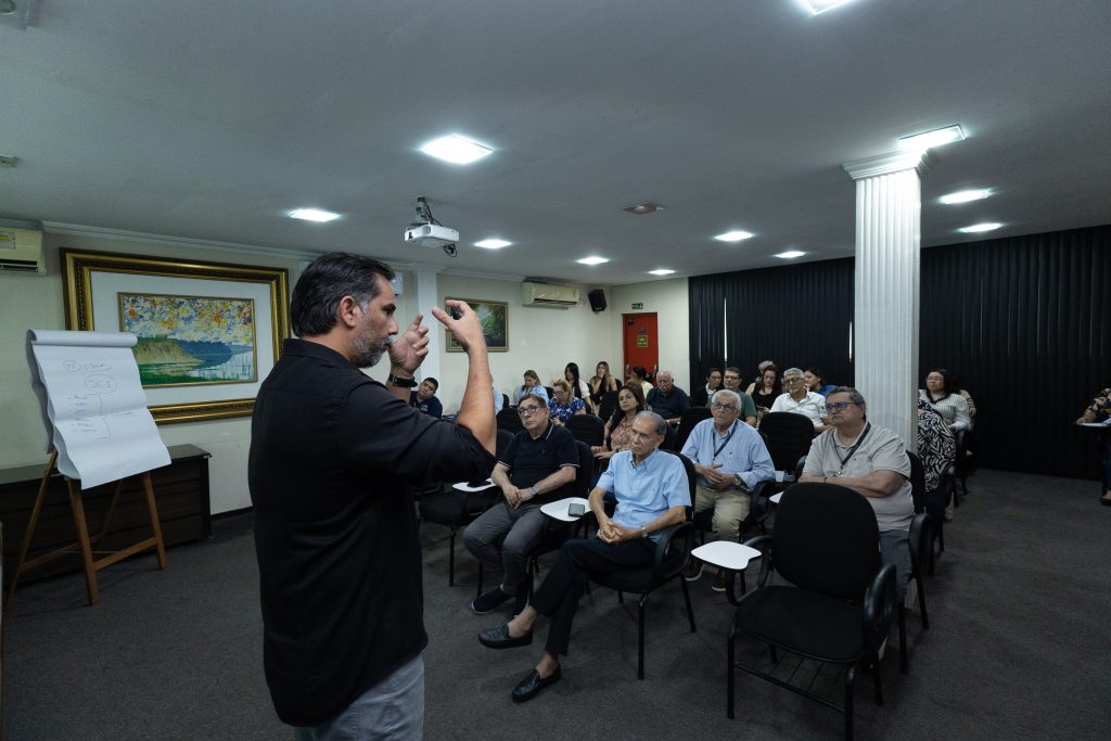 Ciama encerra curso sobre Gestão e Fiscalização de Contratos com palestra sobre assédio na administração pública