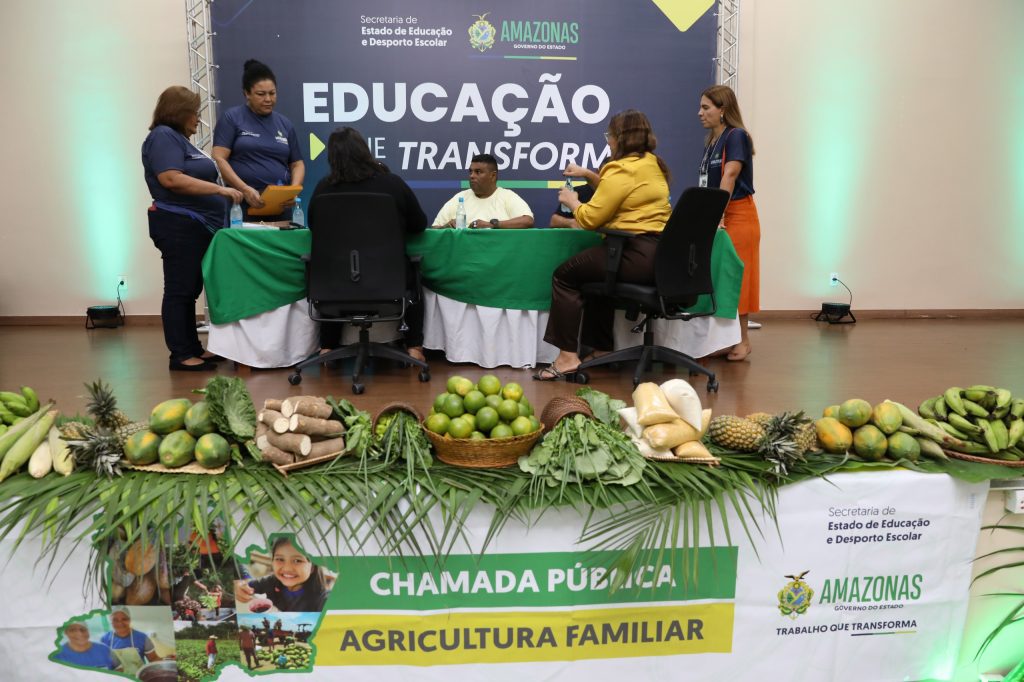 Secretaria de Educação analisa propostas para merenda escolar destinada a povos indígenas e comunidades tradicionais