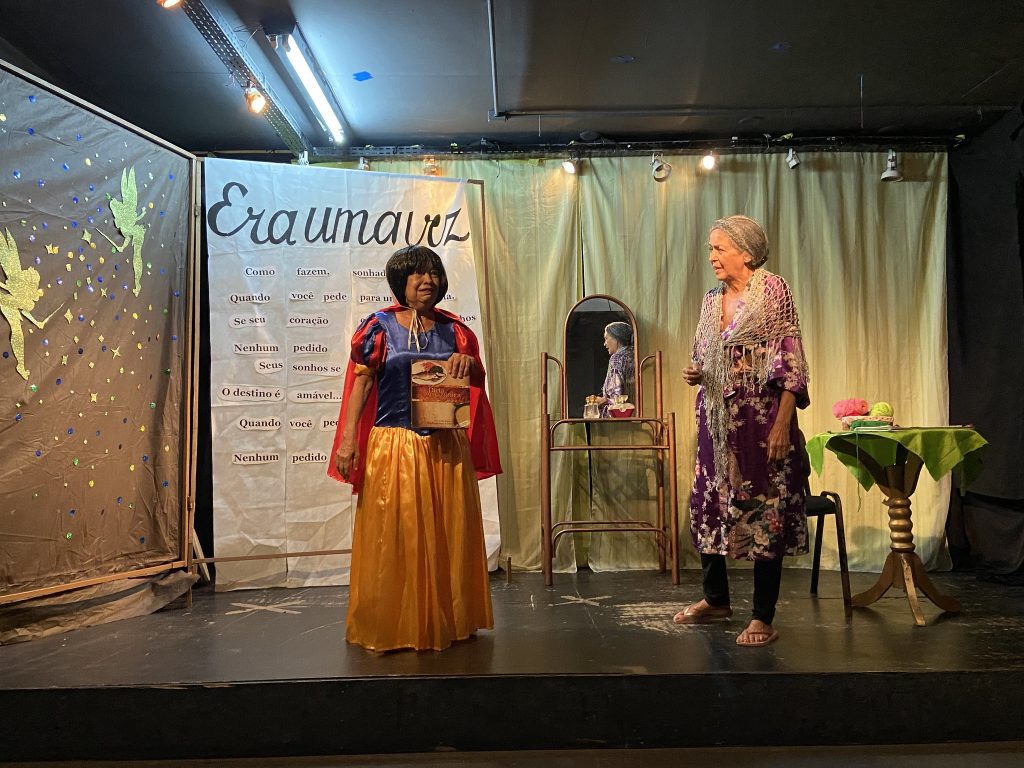 ‘Foram Felizes Para Sempre’: FUnATI apresenta comédia sensível sobre autonomia, beleza e envelhecimento ativo