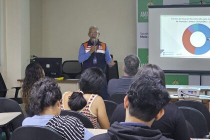 Sema reúne especialistas para discutir gestão hídrica e mudanças climáticas no Amazonas