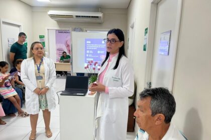 Março Lilás: FUnATI alerta população idosa sobre a prevenção do câncer do colo do útero