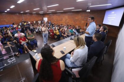 Governo do Amazonas reúne famílias do Monte Horebe para anunciar os 200 primeiros contemplados com soluções de moradia