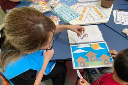 Caics TEA fortalecem desenvolvimento escolar de crianças com autismo, por meio de acompanhamento integrado
