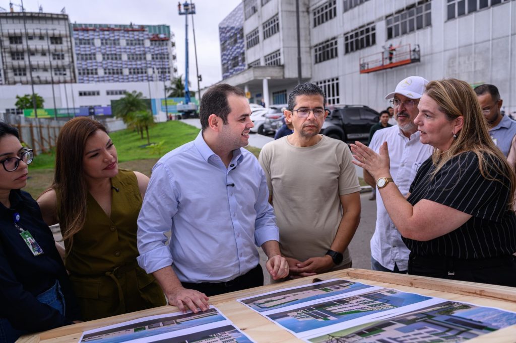 Na reta final das obras, governador interino Roberto Cidade vistoria Policlínica e Hospital-Dia do Complexo Hospitalar Sul