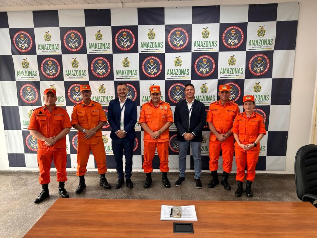 Corpo de Bombeiros e Concessionária de Aeroportos na Amazônia realizam reunião técnica sobre atuação no Eduardo Gomes