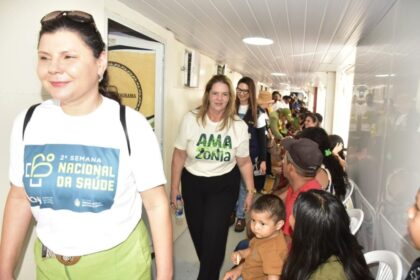 Comitiva da SES-AM e CNJ acompanha atendimentos feitos pelo Barco Hospital São João XXIII em Anamã