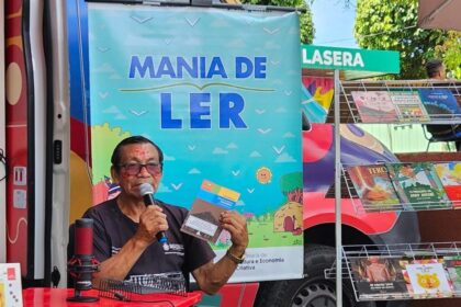 Mania de Ler realiza ação de incentivo à leitura com estudantes da zona sul de Manaus