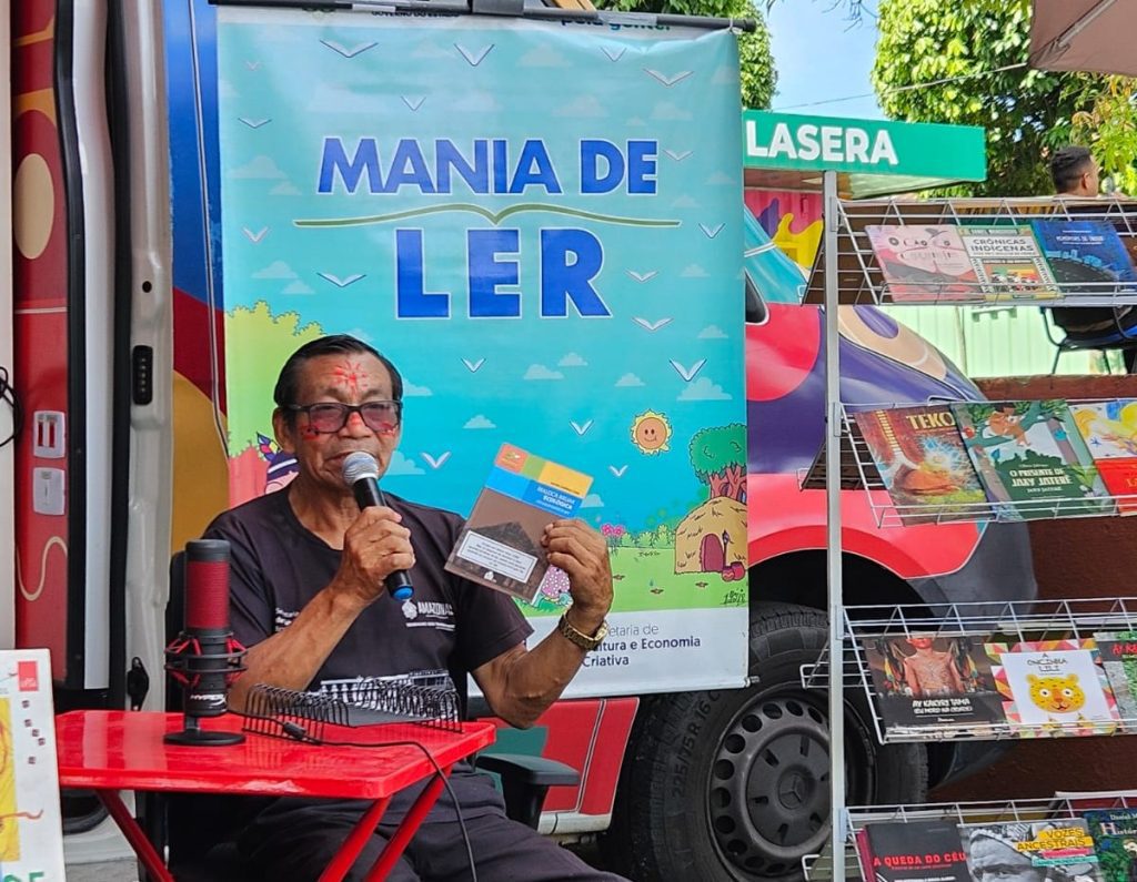 Mania de Ler realiza ação de incentivo à leitura com estudantes da zona sul de Manaus