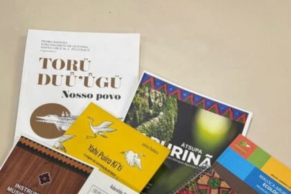 Roda de leitura destaca literatura indígena em ação formativa a zona centro-sul de Manaus