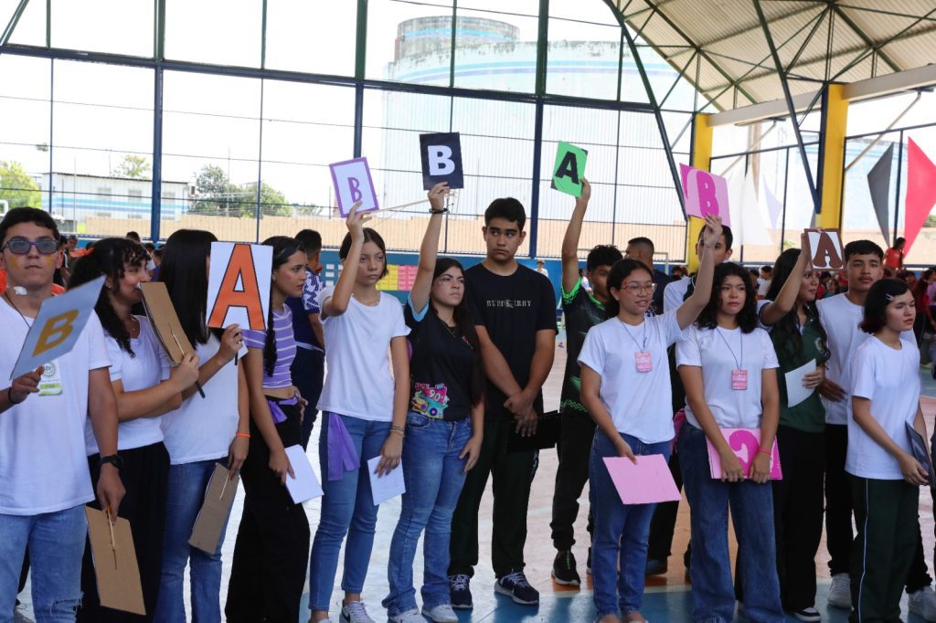 Gincana trabalha Matemática de forma lúdica na Escola Estadual José Bernardino Lindoso