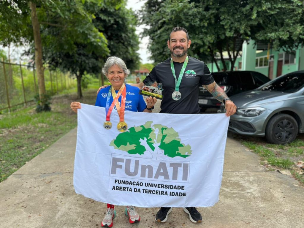 FUnATI incentiva prática esportiva e celebra conquista de aluna em maratona