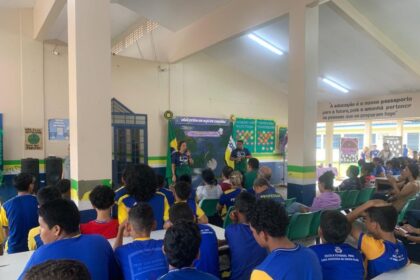 Ipaam mobiliza população e leva educação ambiental a mais de mil pessoas em Codajás