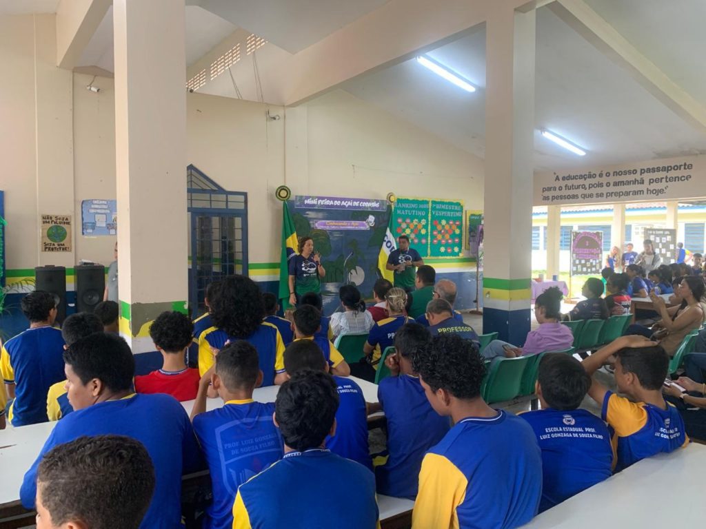 Ipaam mobiliza população e leva educação ambiental a mais de mil pessoas em Codajás