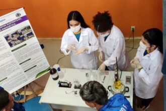 Estudantes de Nova Olinda do Norte investigam biocombustíveis como alternativa de energia renovável
