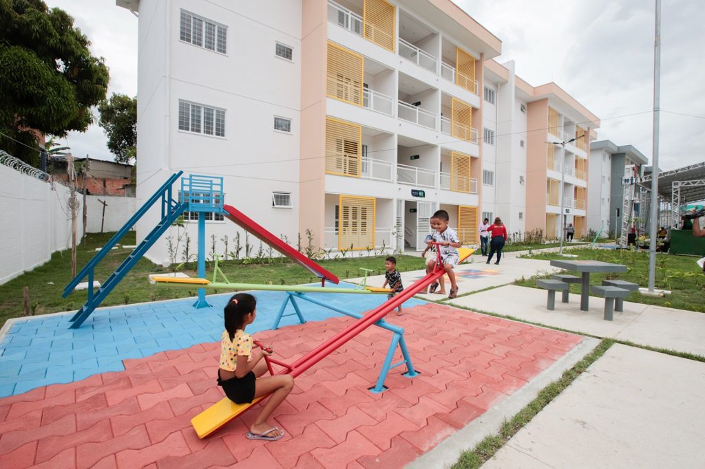 Residencial Rodrigo Otávio, do Prosamin+, completa três anos e moradores destacam melhoria na qualidade de vida