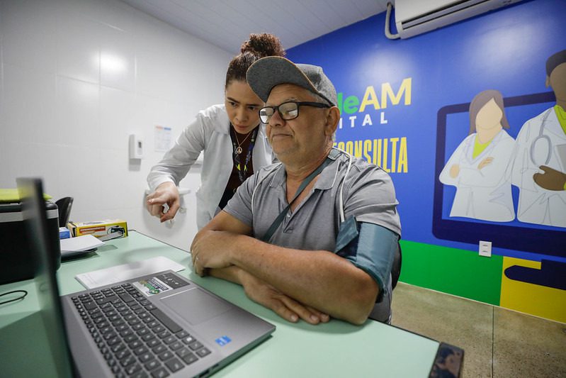 Telessaúde completa um ano com mais de 170 mil atendimentos e uma revolução no acesso a consultas e exames