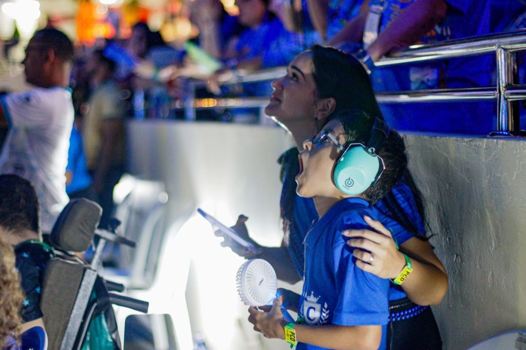 Festival de Parintins 2026: Governo do Amazonas divulga datas para inscrição no Espaço Acessível nas três noites de festa