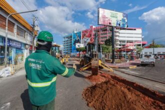Governo do Amazonas destina mais de R$ 230 milhões para obras urbanas e habitacionais do Prosai Parintins