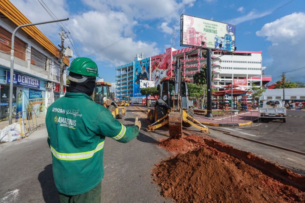 Governo do Amazonas destina mais de R$ 230 milhões para obras urbanas e habitacionais do Prosai Parintins