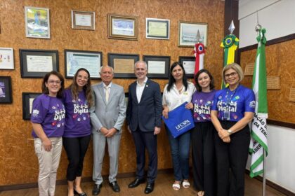 Bê-á-bá Digital: FUnATI lança projeto de letramento digital voltado a pessoas idosas