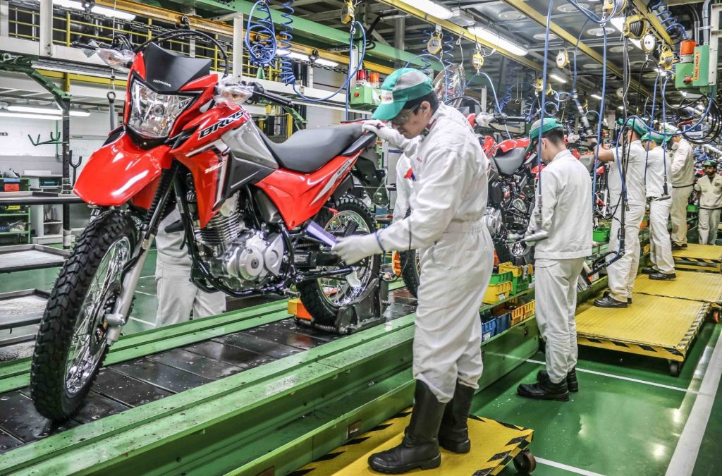 Amazonas movimenta US$ 1,55 bilhão na corrente de comércio em março de 2026