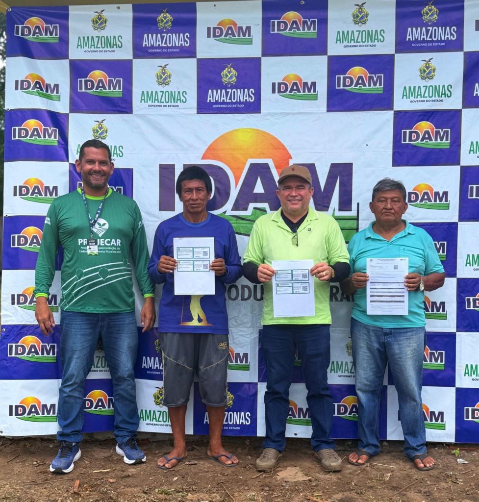 Em ação itinerante, Idam leva assistência técnica e emissão de documentos rurais a agricultores indígenas de Maués