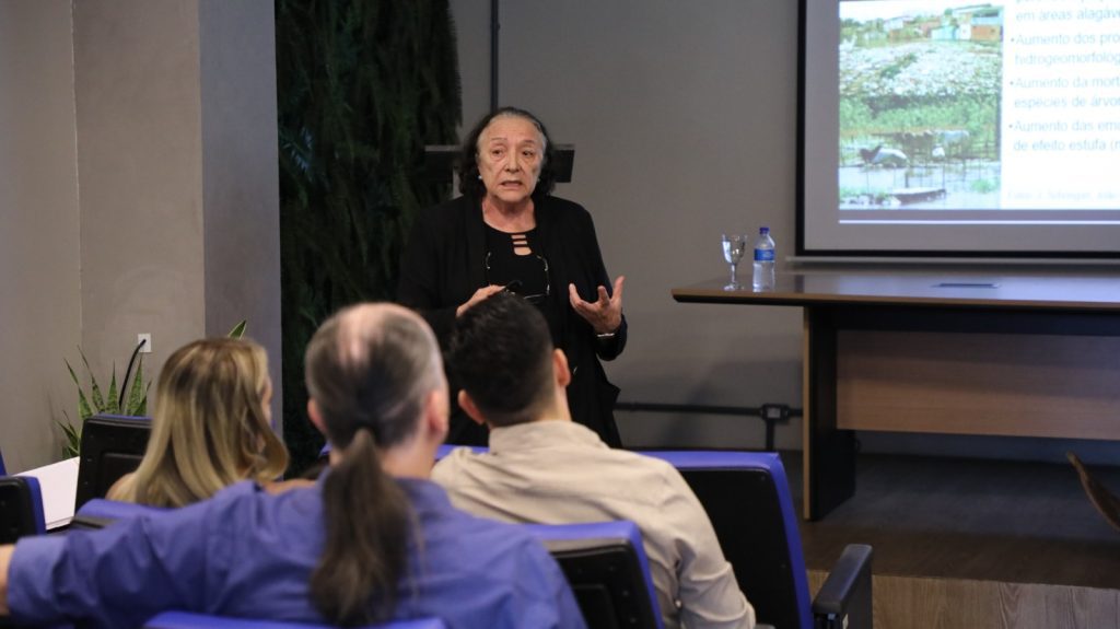 Parceria Fapeam: Pesquisadora que desenvolve estudos há 50 anos na região vence o Prêmio Almirante Álvaro Alberto do CNPq