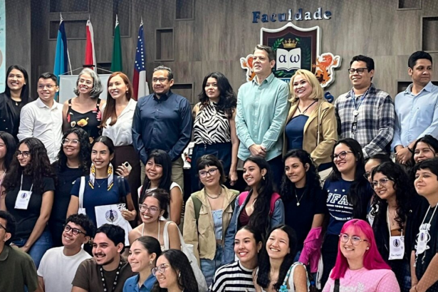 Jornalismo ambiental ganha centralidade em congresso na Amazônia e desafia formação de novos profissionais