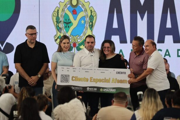 Governo Presente: Afeam entrega R$ 35 mil em financiamentos para empreendedores da zona norte de Manaus