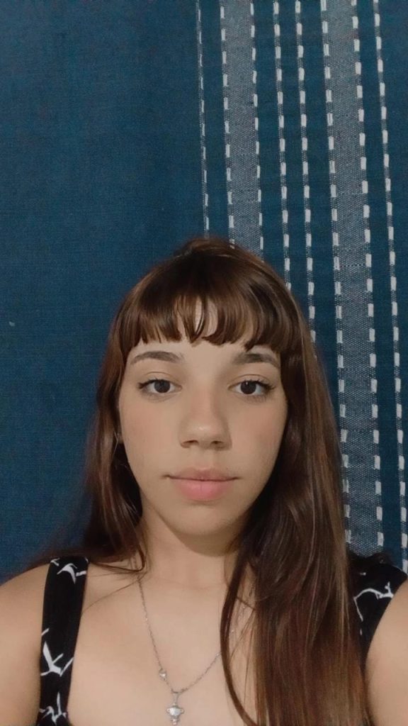 Polícia Civil divulga imagem de adolescente que desapareceu após sair da escola no bairro Cidade Nova