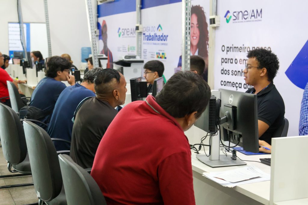  Sine Amazonas divulga 312 vagas de emprego para esta quarta-feira