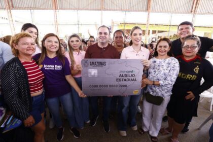 ‘Veio em uma boa hora’, diz mãe beneficiada pelo Auxílio Estadual na véspera do Dia das Mães