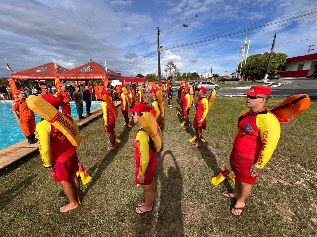 Corpo de Bombeiros forma quinta turma do Curso de Salvamento Aquático da corporação