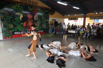 Alunos da EE Profº Rofran Belchior apresentam projetos voltado à diversidade cultural indígena