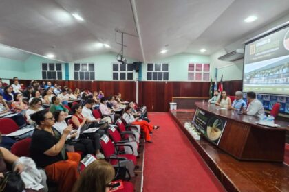 Pesquisadores e profissionais de saúde atualizam estudos sobre Leishmaniose e Doenças Negligenciadas no Amazonas