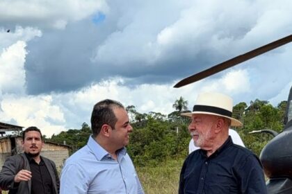 Governador Roberto Cidade recepciona presidente Lula em visita ao Amazonas